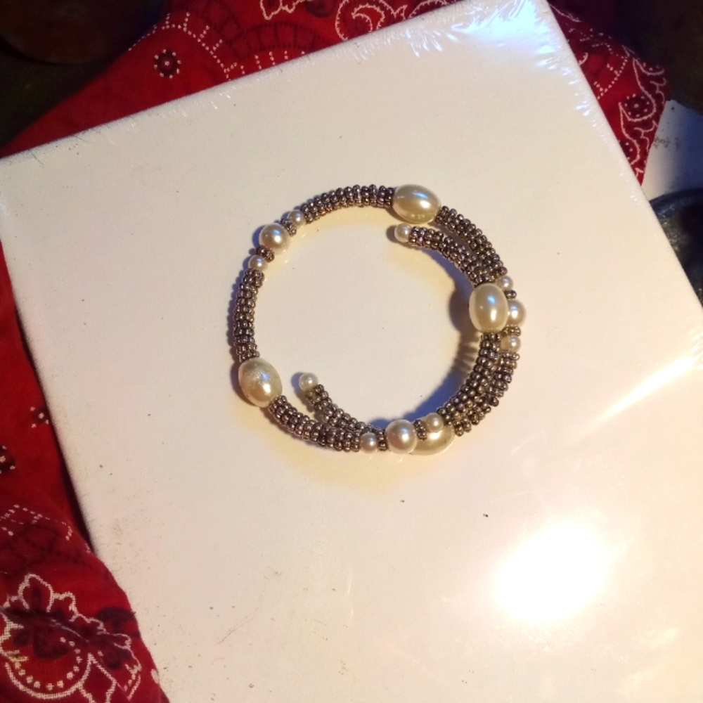Beads and pearl's Bracelet
